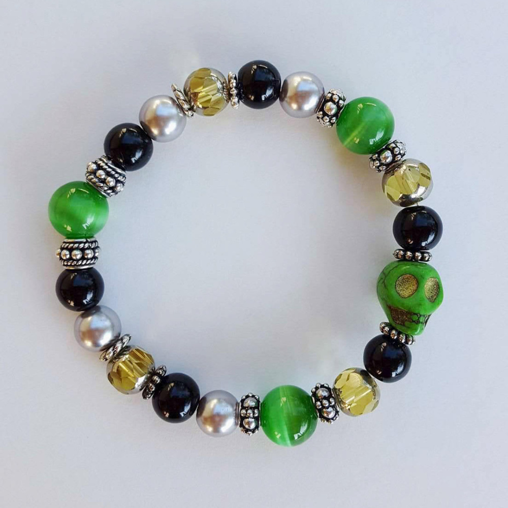 Green Black Silver Skull Beaded Stretch Bracelet